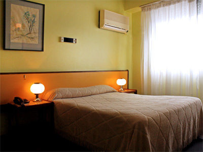 Plaza Hotel Tandil Exterior foto